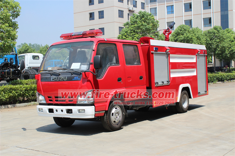 ISUZU mini water tender fire truck