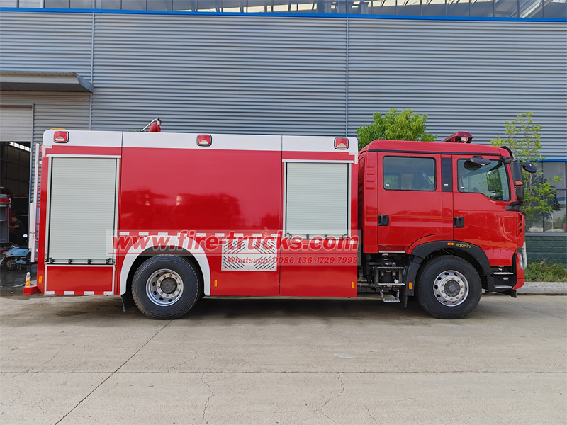 HOWO 4X4 multipurpose fire truck