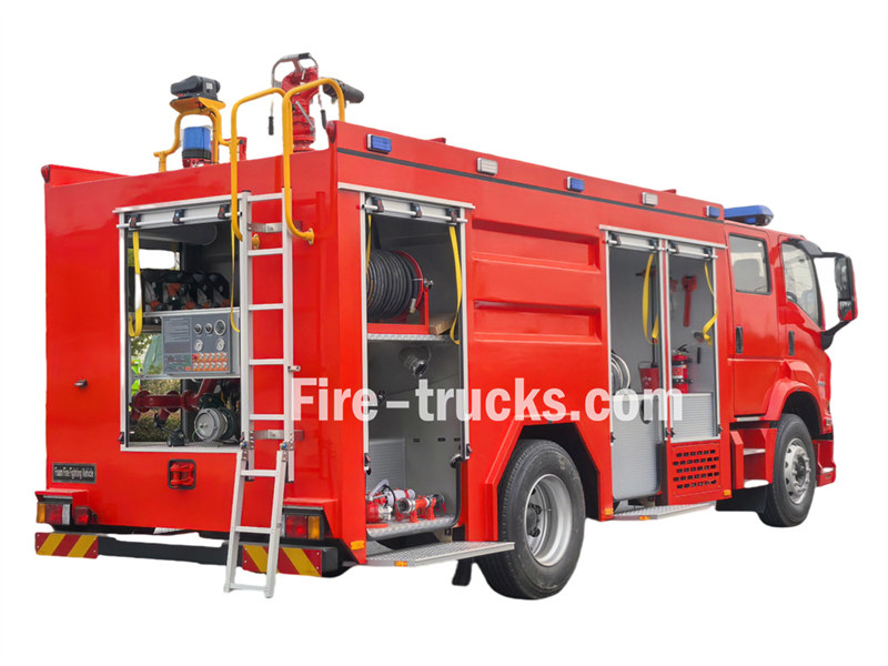 Isuzu 4HK1 water form fire tanker