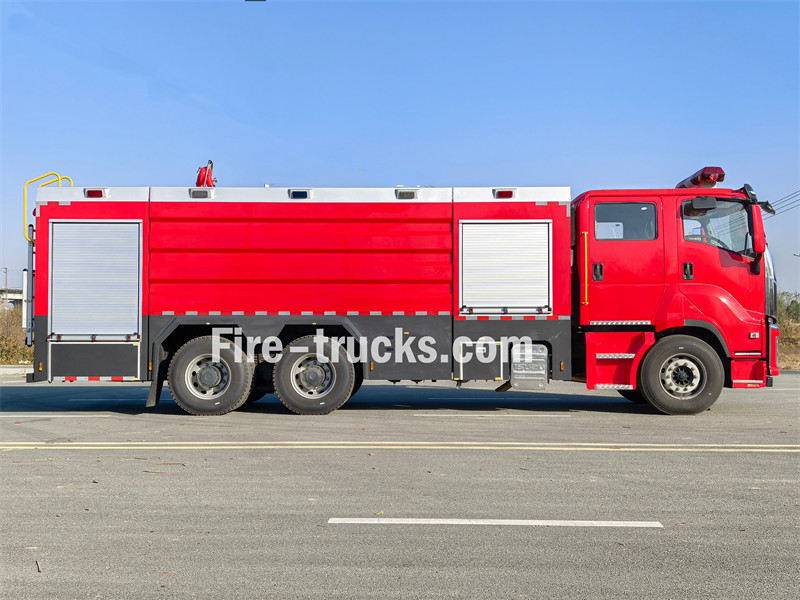 isuzu FVZ truck mounted 10 cbm water foam tanker
